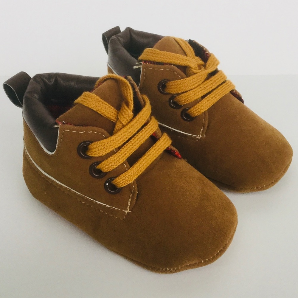 ⭐️ INFANT “SOFT SOLE” BOOTS ⭐️